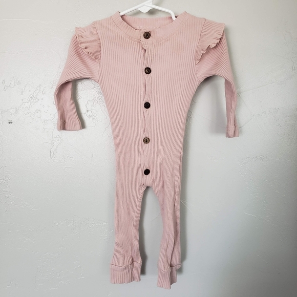 Baby Girl Light Pink Ribbed Long Sleeve Footless Bodysuit Outfit Ruffles Boho - Picture 1 of 6